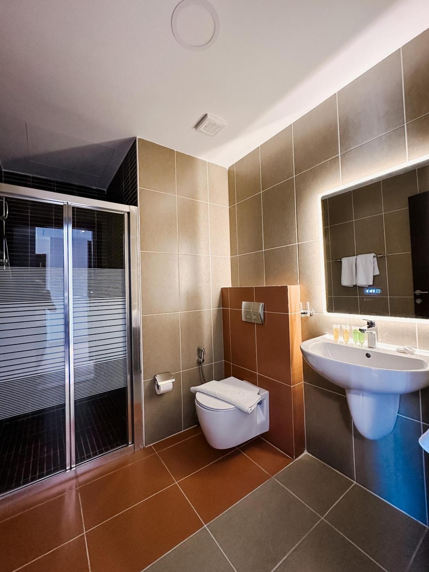 Celino Hotel Ammán Kültér fotó